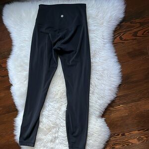 Lululemon - high rise align 25 inch - size 4 - black